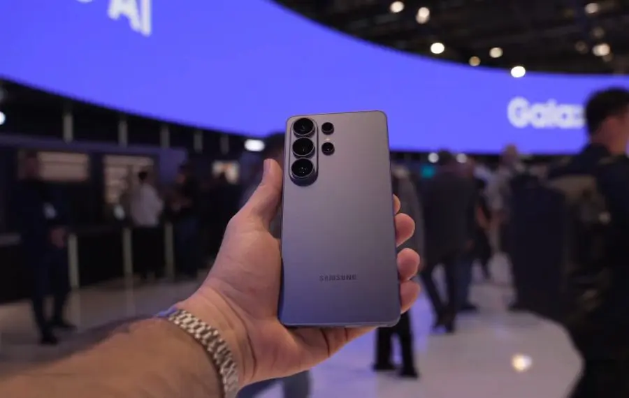 Samsung Mobile World Congress (6)