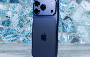 Modelele din seria iPhone 17 și Air nu mai pornesc dacă bateria ajunge pe zero