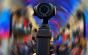 Camera Insta360 Luna Pro a fost de asemenea confirmată oficial