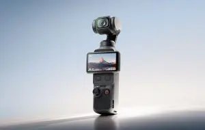 DJI lansează Osmo Pocket 4: Senzor CMOS de 1 inch, stocare integrată și filmare 4K 240