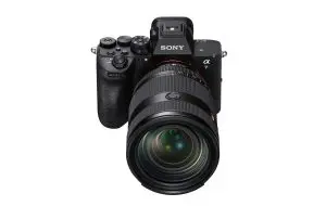 Sony extinde gama Alpha cu A7R VI și noul zoom G Master 100-400mm