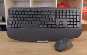 Logitech Signature Comfort Plus MK880 review: kit office cu accent pe confort