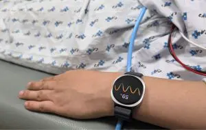 Studiu Samsung: Galaxy Watch ar putea avertiza înaintea unui episod de leșin