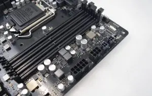Intel a prezentat un nou standard pentru surse care elimină alimentarea de 24 de pini