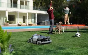 Roborock lansează roboți de tuns gazonul pentru îngrijirea curții
