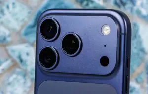 Un soft accesat de hackeri confirmă camera foto de pe iPhone 18 Pro