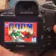 DOOM rulează acum și pe ecranul unei camere DSLR
