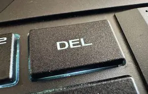 Un agent Claude a șters din greșeală 700 GB din computerul unui dezvoltator