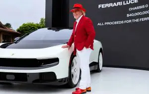 Primul Ferrari Luce, ridiculizat pe internet drept „cel mai urât” Ferrari, s-a vândut pentru 40 de milioane de dolari