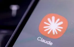 Nou incident AI: Claude a spart rețelele unor companii și a publicat vulnerabilitățile