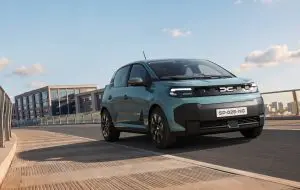 Noua Dacia Spring 2027 pornește de la 18.000 de euro, promite 250 km autonomie și este făcută în Europa