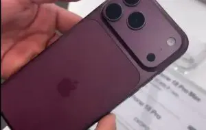 Un clip neoficial arată iPhone 18 Pro Max în variantele Dark Cherry și Sky Blue