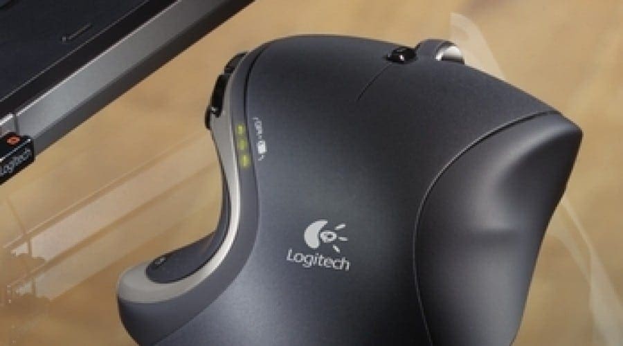 Logitech cu tehnologie Darkfield
