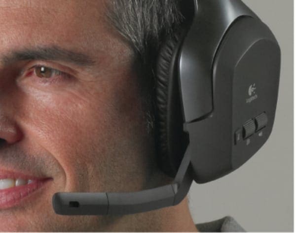 Căşti wireless pentru PS3 şi Xbox 360