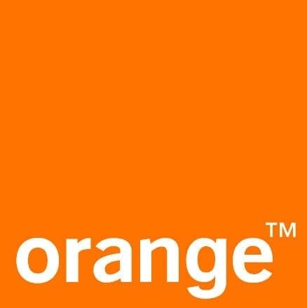 Orange – Windows Phone 7 plus trei noi telefoane