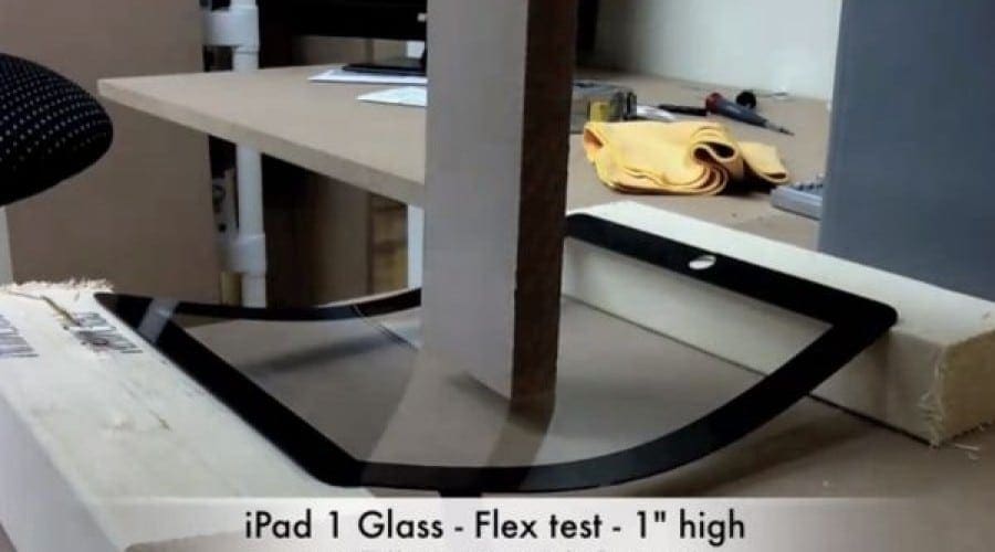 Indistructibil: test de stres pentru ecranul iPad 2