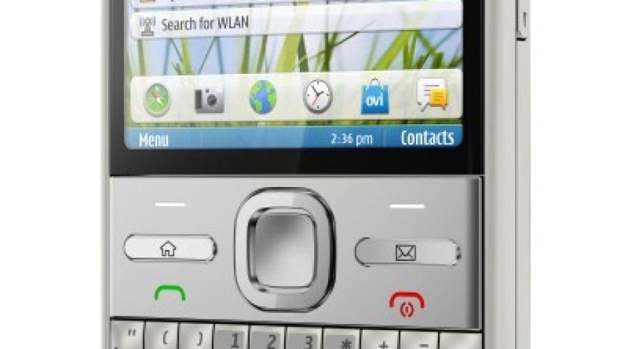 Chestiunea formatului: Nokia C6-01 şi Nokia E5