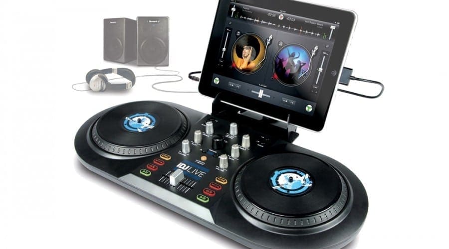 Sufletul petrecerii: iDJ Live pentru iPad