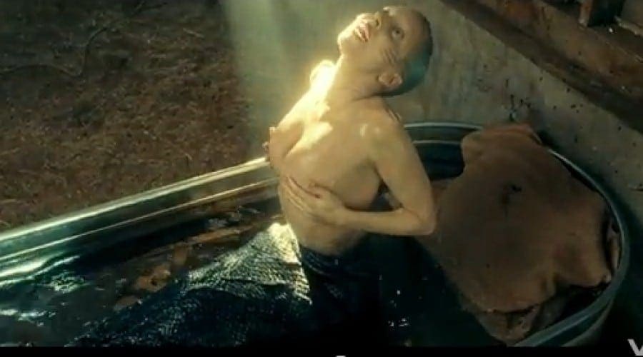 Lady Gaga se transformă într-o sirenă în noul ei videoclip pentru piesa You and I