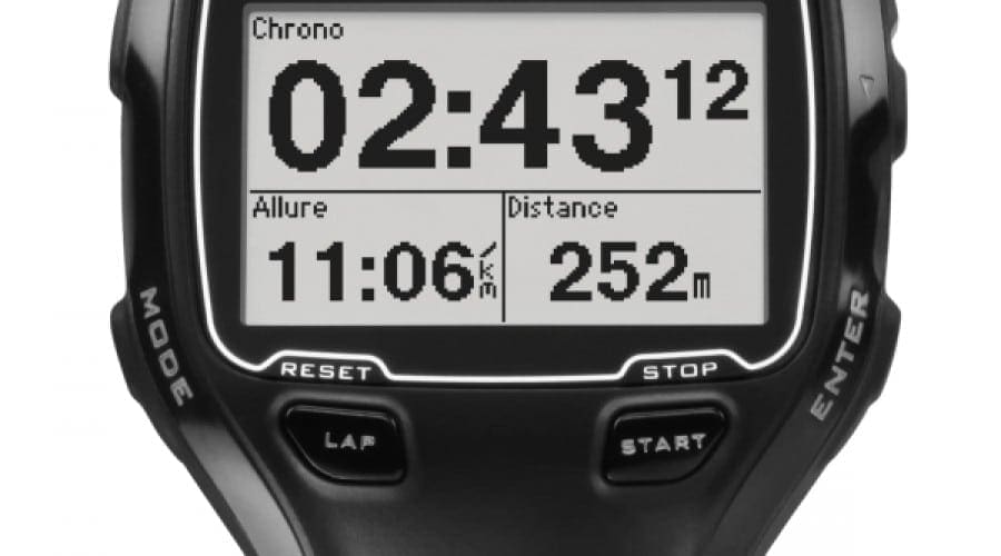 Garmin Forerunner 910XT: Ceasul perfect pentru înotători şi ciclişti