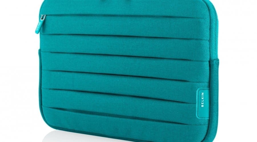 Trei noi huse şi tocuri Belkin pentru Kindle