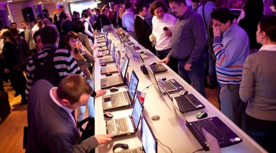Microsoft si Intel au reunit cei mai importanti producatori de notebook-uri la Holiday PC Showcase