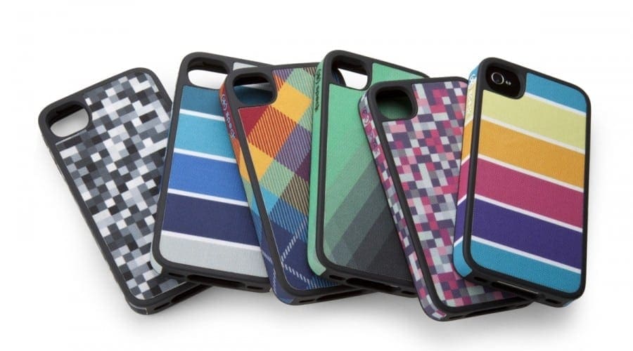 iPhone 4S: Huse colorate de la Speck