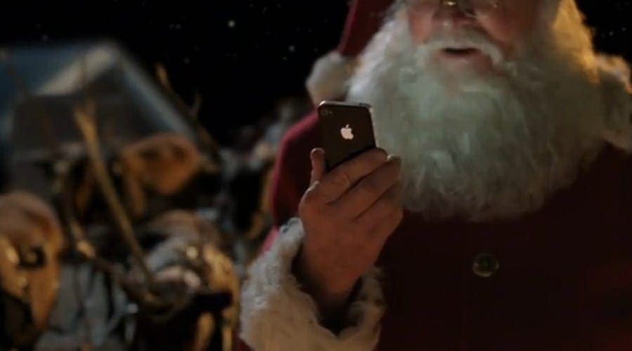 iPhone 4S: Reclama Moş Crăciun – Siri a fost premiată