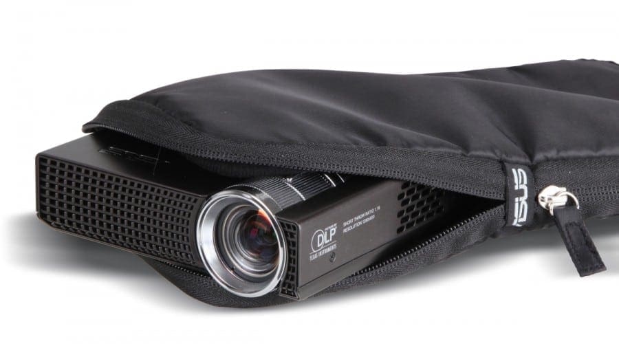 Asus LED P1: Un proiector HD portabil, de doar 415 g