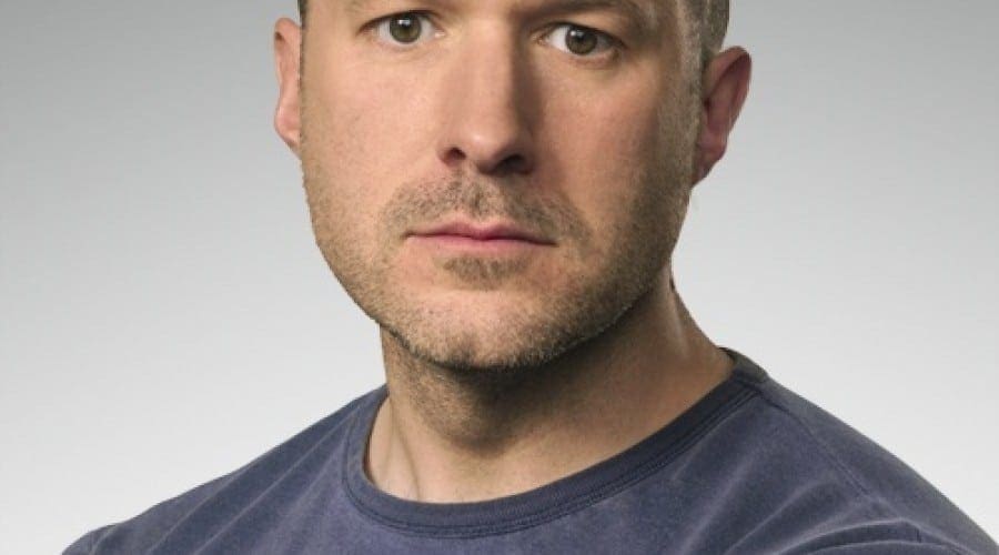 Jonathan Ive, omul din spatele designului Apple, numit Cavaler