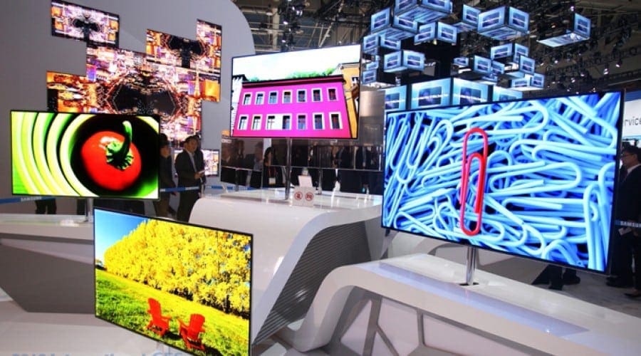 Samsung Super OLED, calitate superioară a imaginii şi Smart Interaction