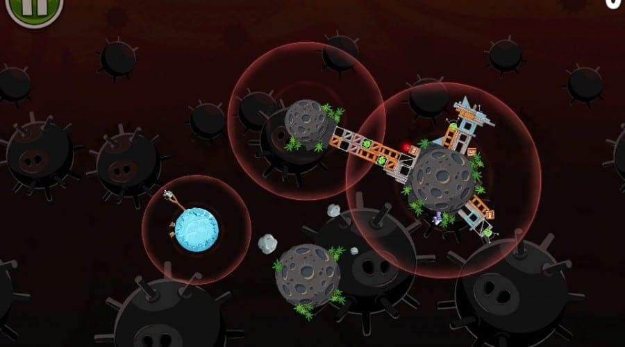 Angry Birds Space atrage atenţia asupra ecranului prea mic al iPhone-ului