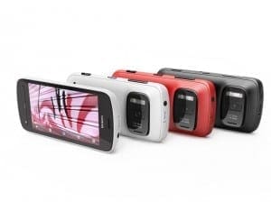 Nokia 808 PureView ar putea costa circa 560 dolari