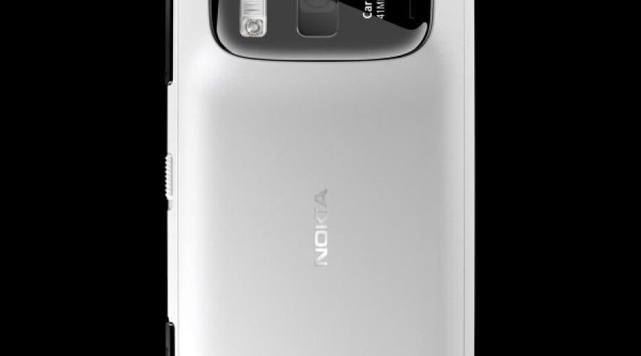 Nokia 808 PureView la preţul de 599 euro în Italia