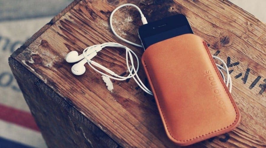 Mujjo iPhone Sleeve: Piele de cea mai bună calitate, cusută manual