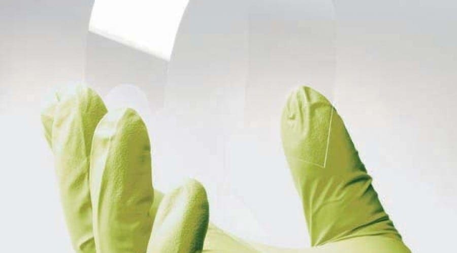 Corning prezintă un nou tip de sticlă flexibilă