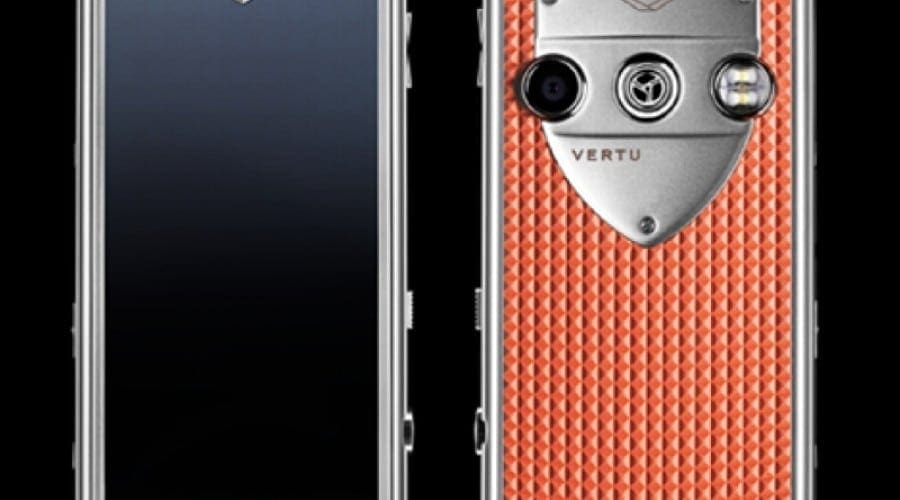 Vertu Constellation Smile: O colecție de lux creată pentru a ajuta copiii cu probleme