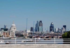 Platește prin NFC în autobuzele din Londra