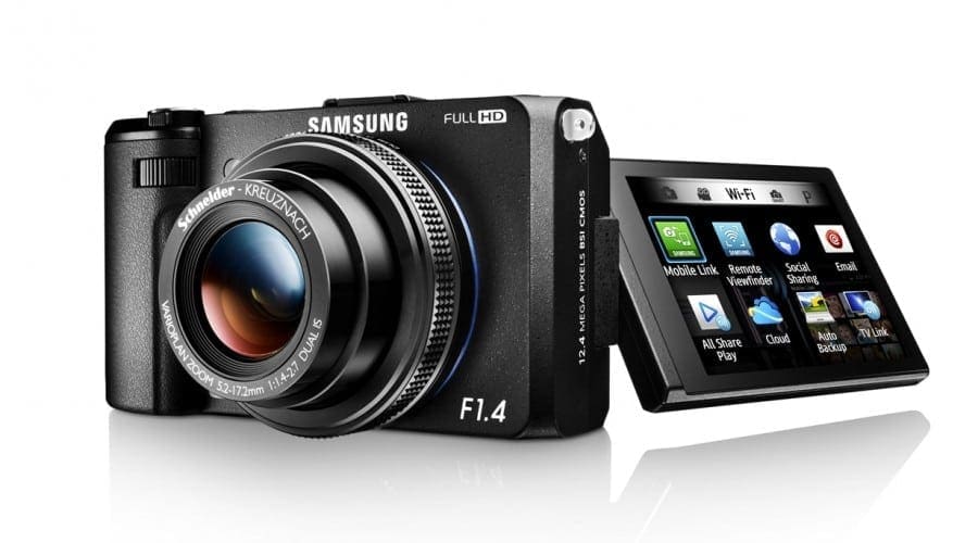 Samsung Smart Camera EX2F: Diafragmă de F1.4 şi conectivitate Wi-Fi