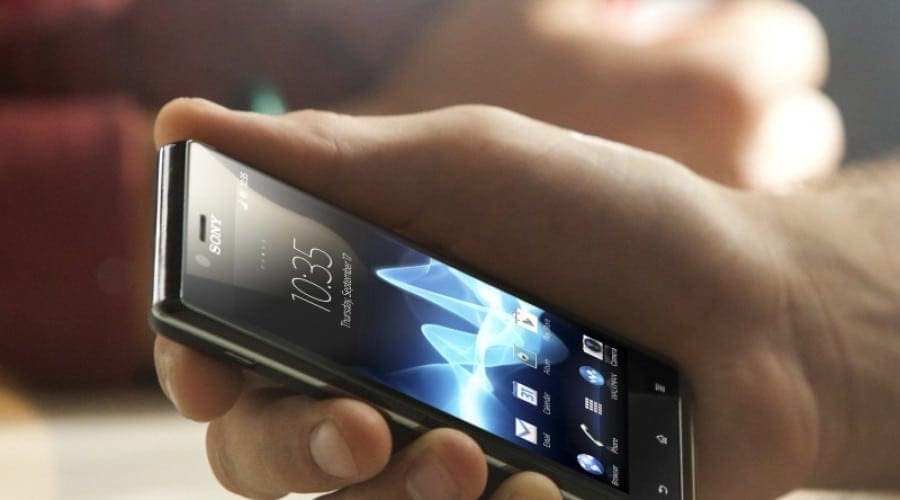 Sony Xperia V şi Xperia J: Propunere LTE şi un model mai accesibil