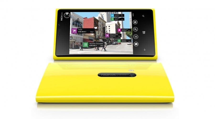 Nokia Lumia 920: Windows Phone 8, încărcare wireless şi cameră PureView