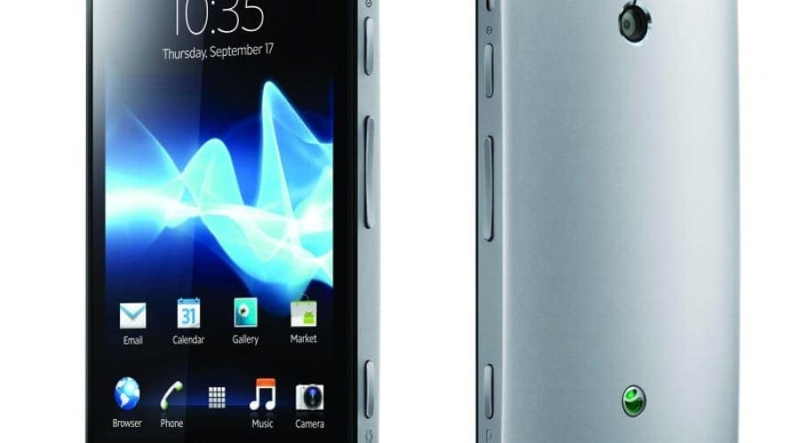 Sony Xperia P review: Manevrabilitate bună, autonomie mediocră