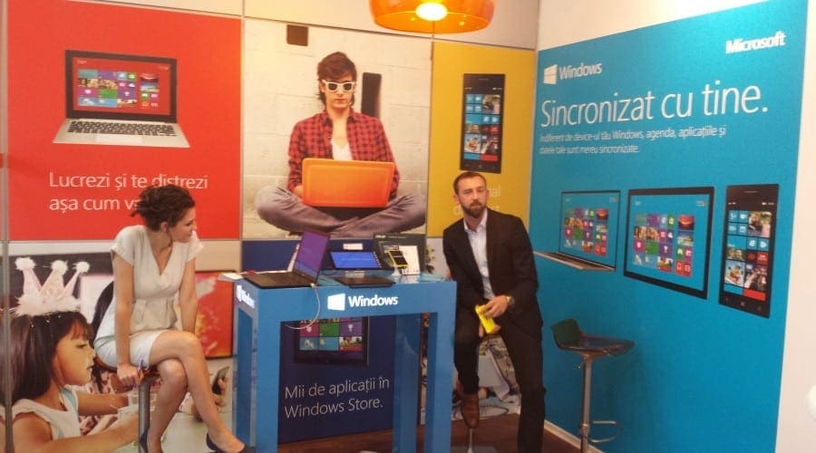Parteneriat Orange-Microsoft: Windows este prezent in 10 magazine din tara, pe laptop, tableta si smartphone