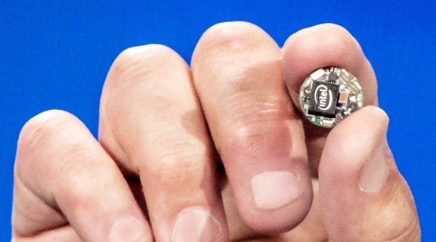 #CES2015: Intel prezintă modulul Curie, un produs de dimensiunea unui nasture pentru soluții wearables