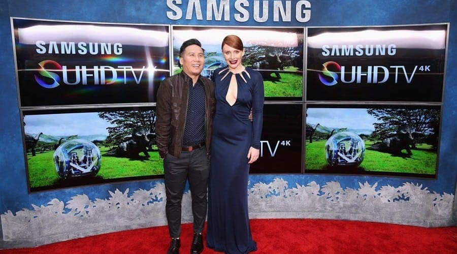 Samsung a încheiat un parteneriat cu Universal Pictures pentru Jurassic World