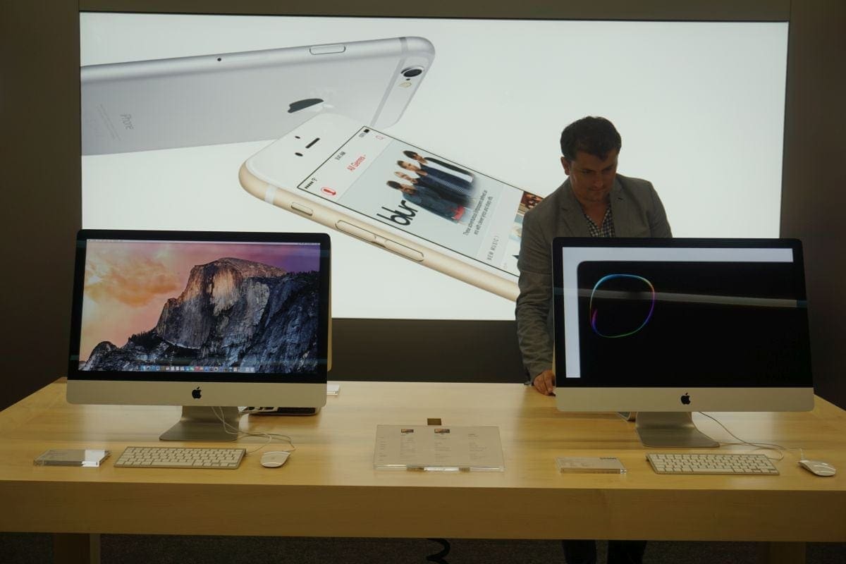 eMAG deschide primul Apple Shop din România gadgets & lifestyle.