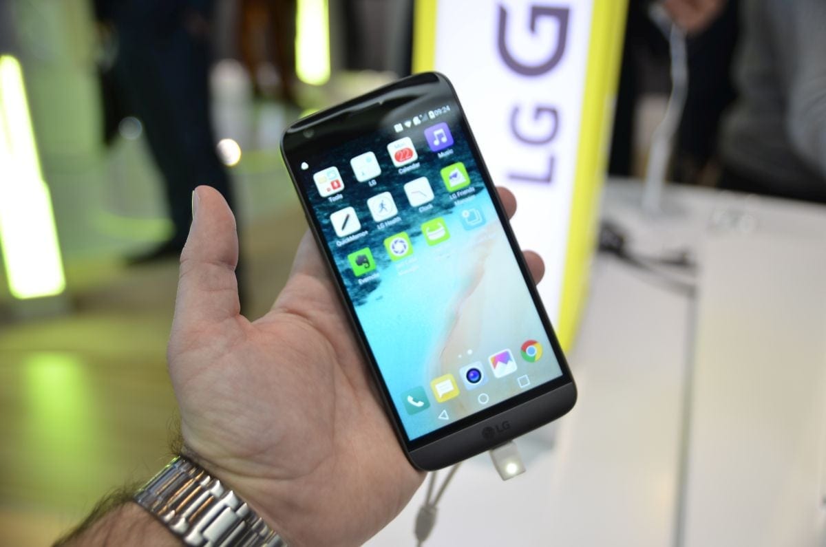 MWC 2016: LG G5 – hands on cu primul smartphone modular LG
