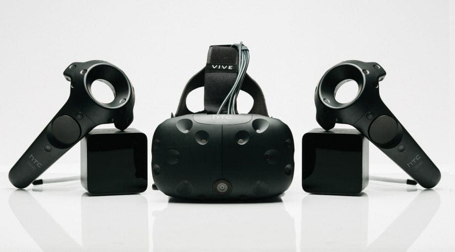 HTC Vive Cosmos, lansat oficial și la noi, vezi cât costă