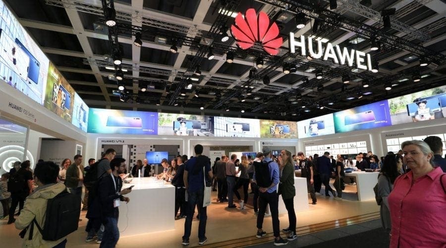Alte noutăți Huawei de la IFA 2018: AI Cube, Huawei Locator și noi versiuni de culoare pentru smartphone-urile P20