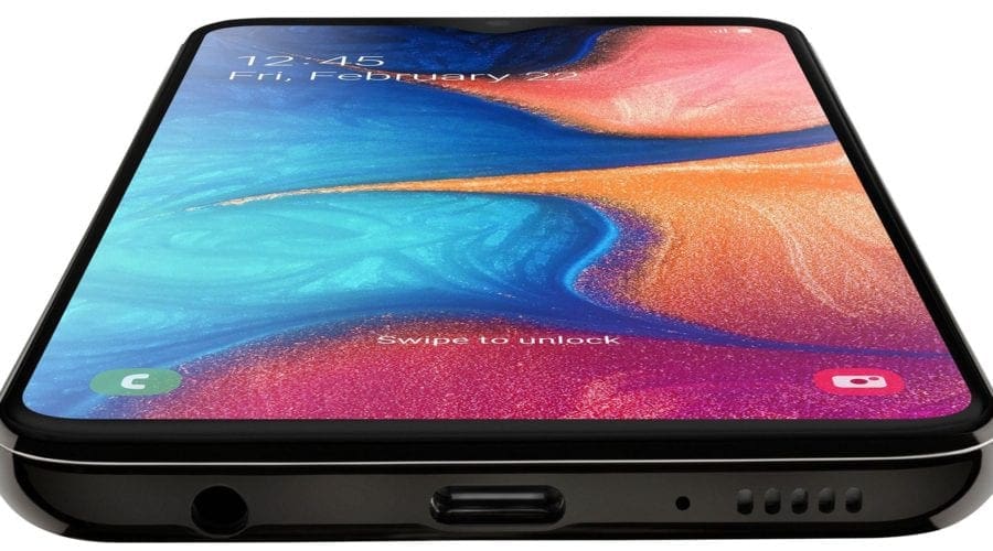 Mic la stat, mare la sfat: Samsung Galaxy A20e în test practic